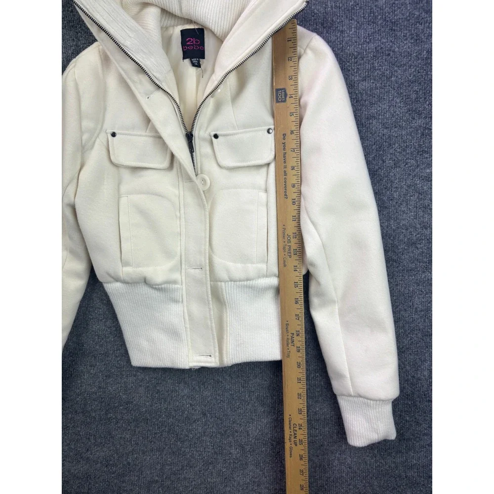 2b Bebe Cropped Bomber Jacket Womens XS White Ribbed Funnel Neck JK10083